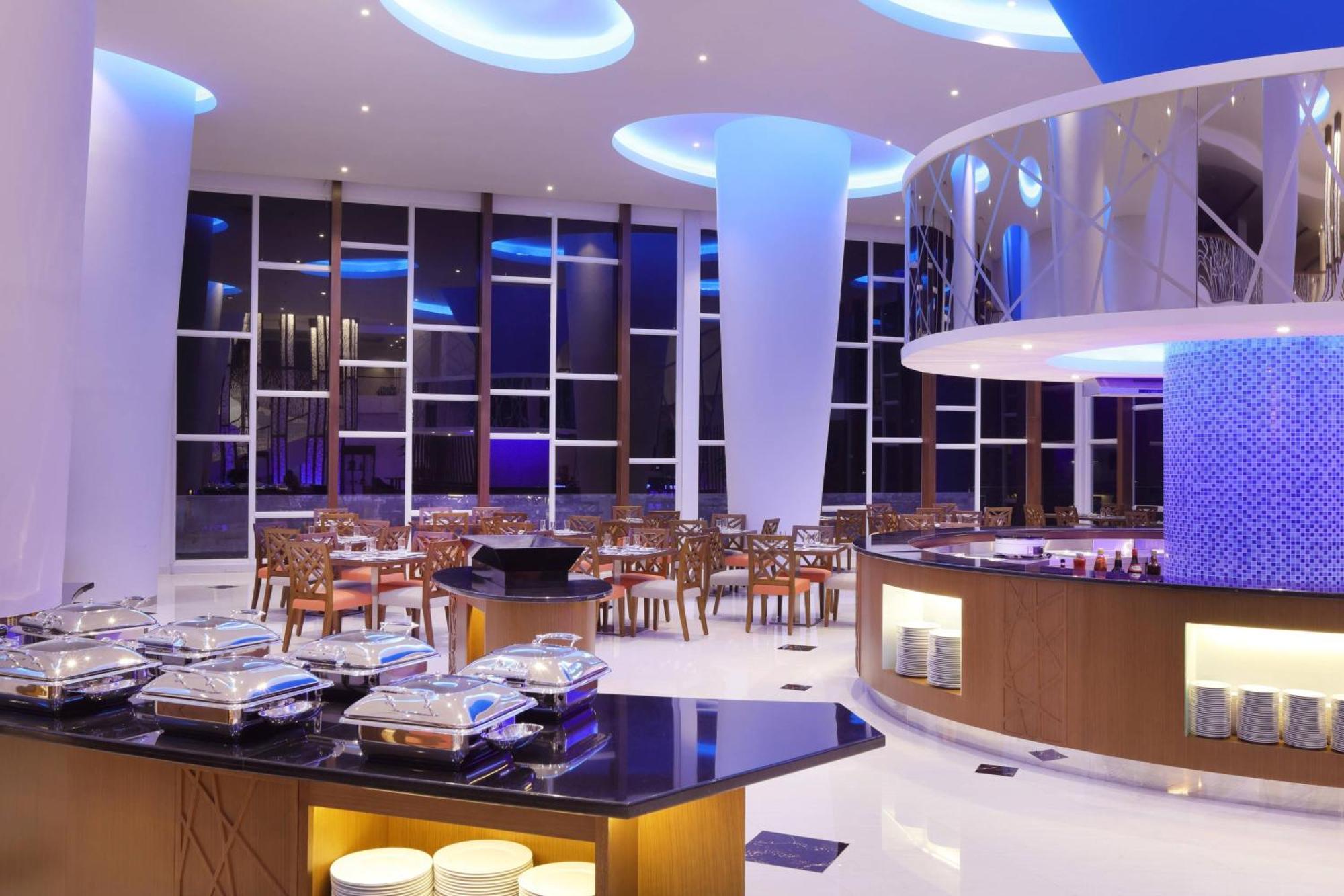 Four Points By Sheraton Manado Exterior foto