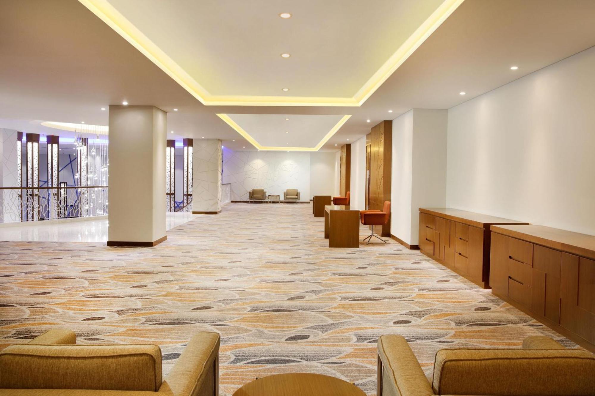 Four Points By Sheraton Manado Exterior foto