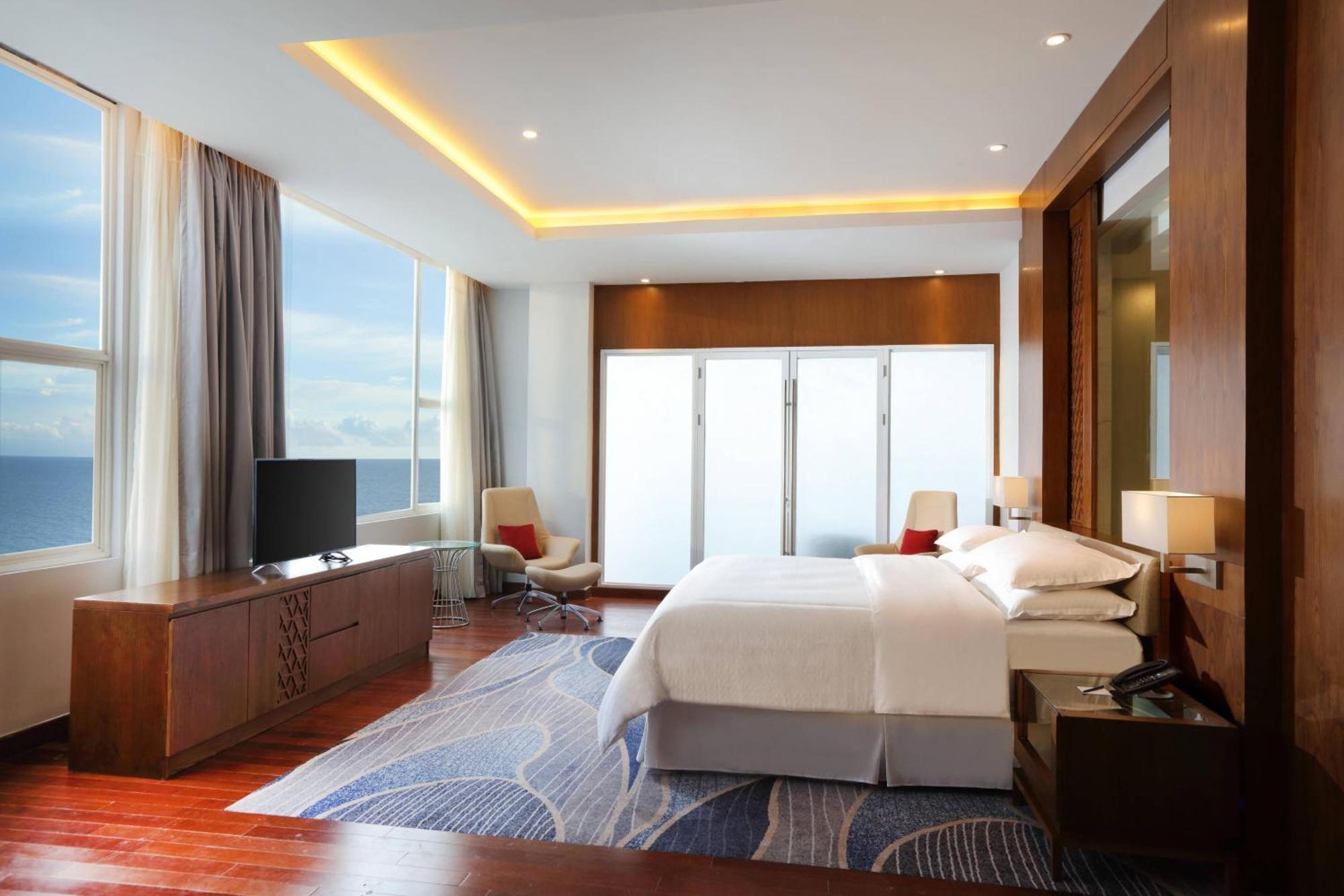 Four Points By Sheraton Manado Exterior foto